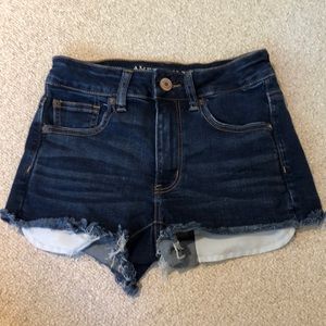 Ripped hem AEO Jean shorts